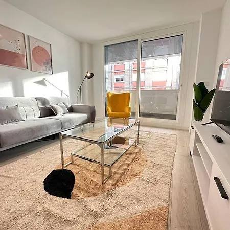 Jacinto Benavente 15, 3l Con Parking Gratis By Ybh Appartement